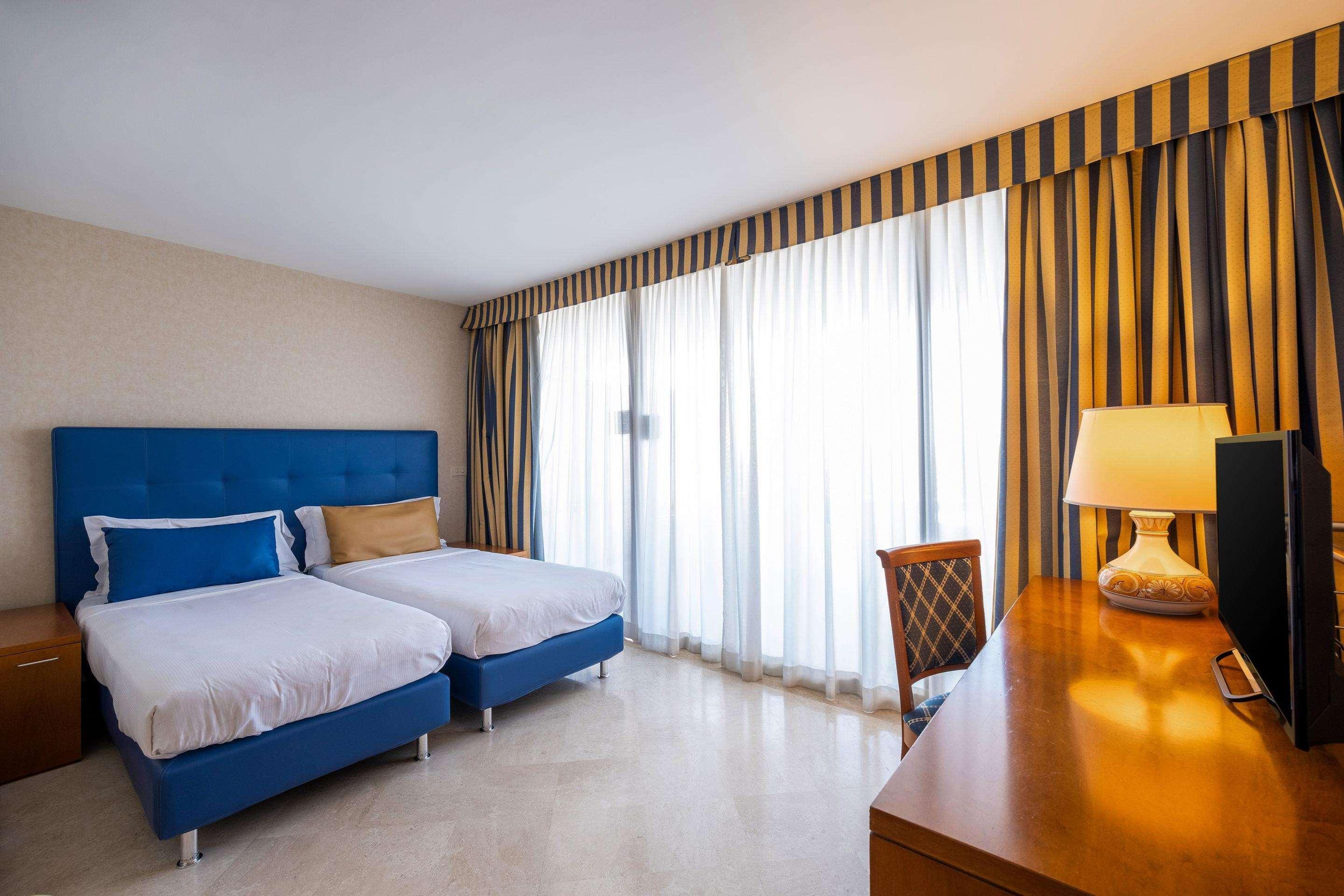 Rome Airport Hotel 피우미치노 외부 사진