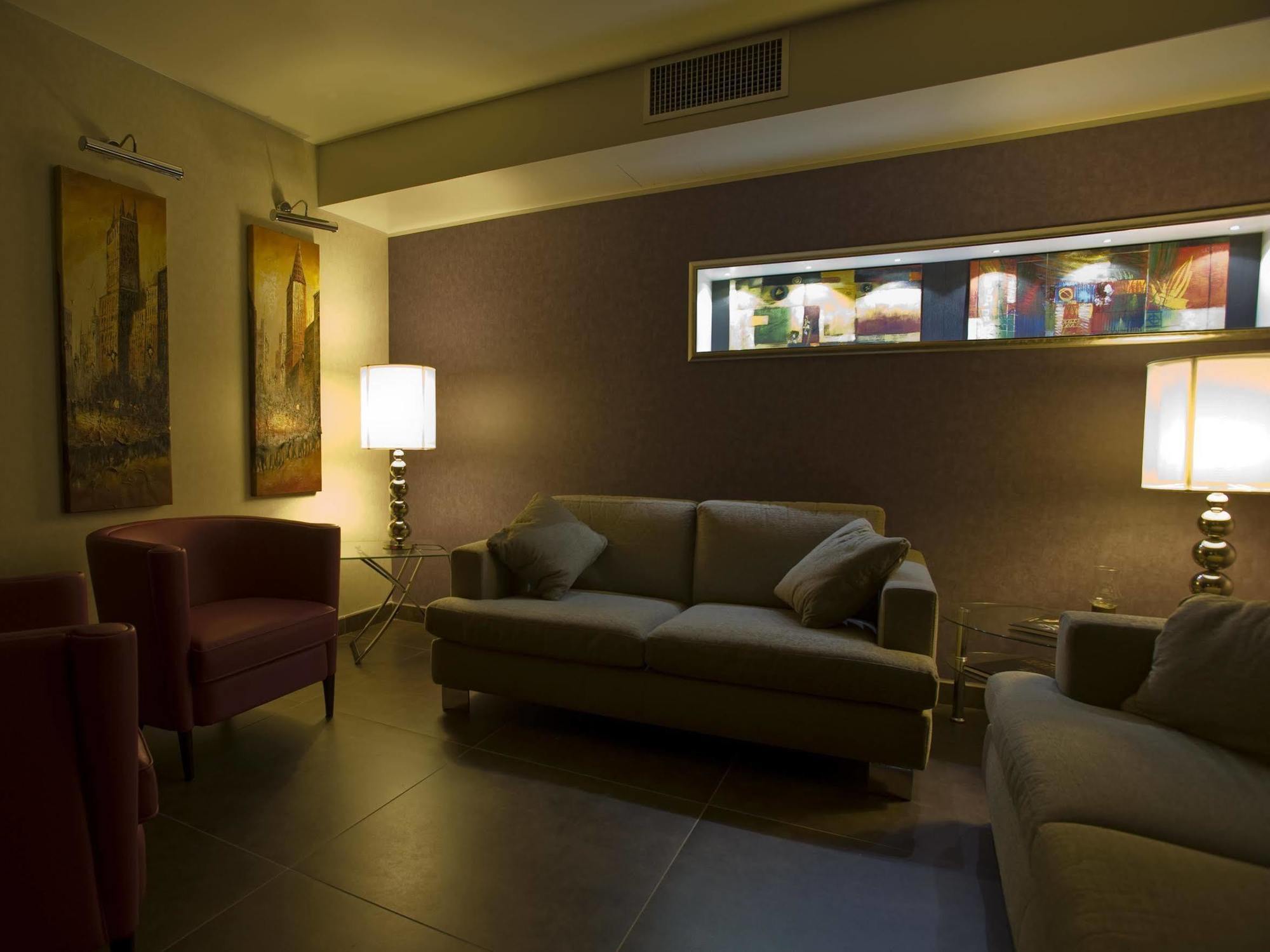 Rome Airport Hotel 피우미치노 외부 사진